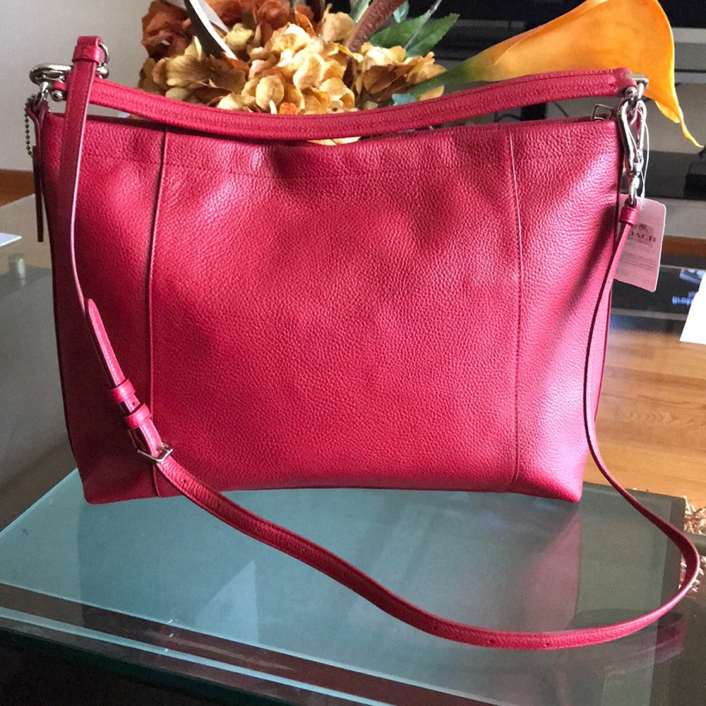 Coach purse - Picture 4 of 8